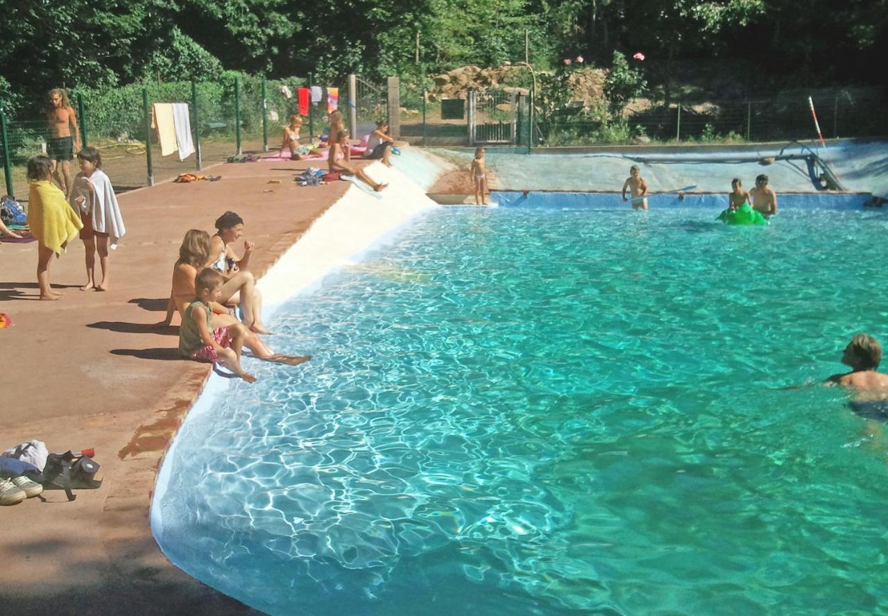Camping Le P'Tit Bonheur Escaro Esterno foto